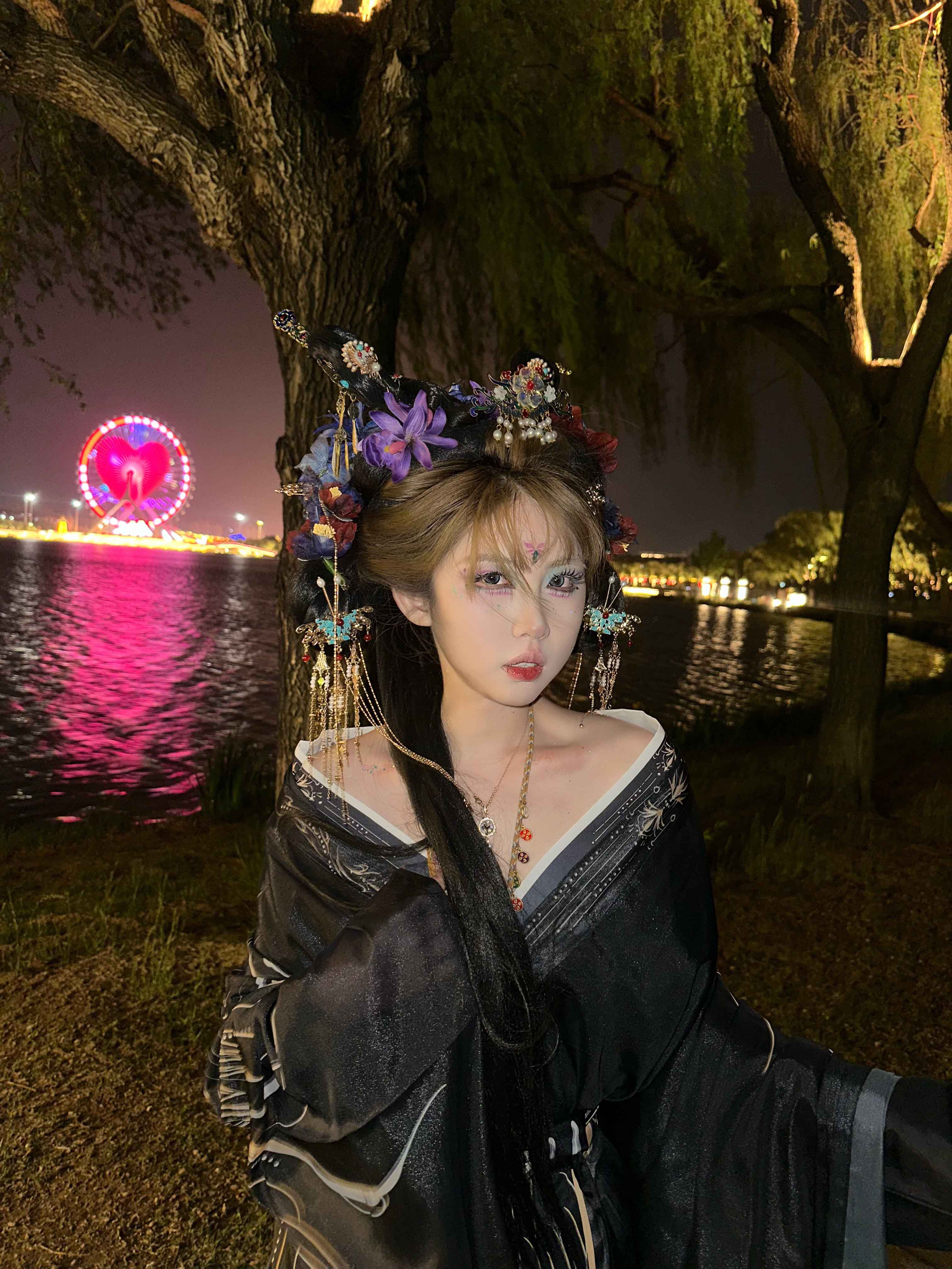 730369016658a04a2c57973a4ee04f93_